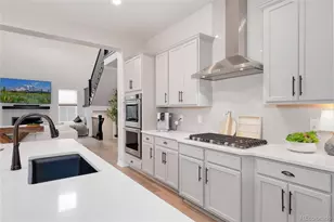 27500 E Lakeview Dr, Aurora, CO 80016 - Photo 19