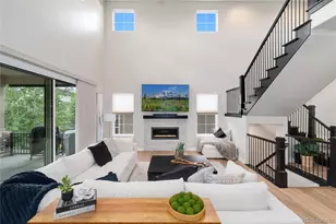 27500 E Lakeview Dr, Aurora, CO 80016 - Photo 11