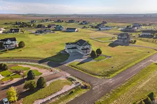 881 Kirby Ct, Watkins, CO 80137 - Photo 49