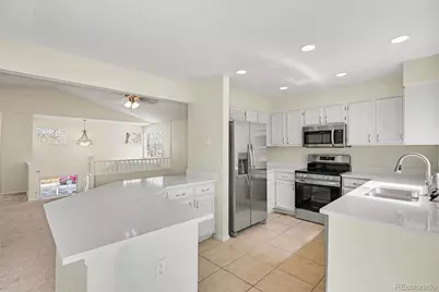 19366 E Amherst Drive, Aurora, CO 80013 - Photo 5