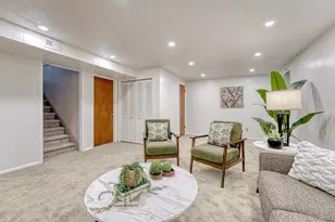 6904 E Villanova Pl, Denver, CO 80224 - Photo 31
