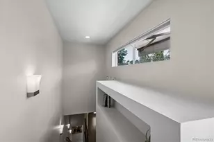 2480 N Clarkson St, Denver, CO 80205 - Photo 23