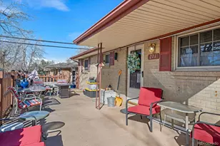 271 E Davies Ave, Centennial, CO 80122 - Photo 3