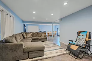 271 E Davies Ave, Centennial, CO 80122 - Photo 13