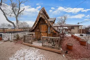 271 E Davies Ave, Centennial, CO 80122 - Photo 29