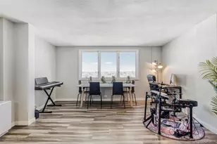 2225 Buchtel Blvd, Denver, CO 80210 - Photo 5