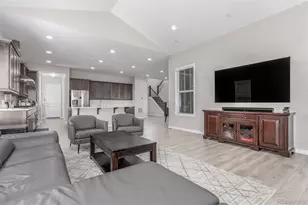 6560 S Addison Way, Aurora, CO 80016 - Photo 9