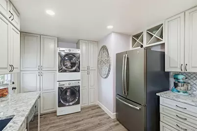 8187 W 17th Avenue, Lakewood, CO 80214 - Photo 13