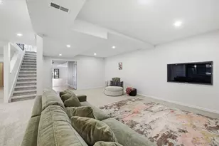 10 Glenridge Dr, Littleton, CO 80123 - Photo 31