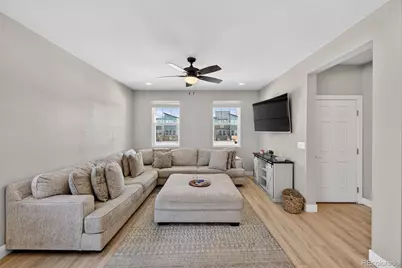 4785 N Kittredge Street, Denver, CO 80239 - Photo 3