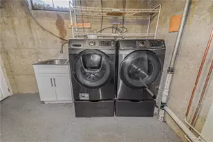 7020 Avrum Dr, Denver, CO 80221 - Photo 31