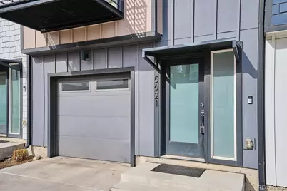 5621 W 11th Place, Lakewood, CO 80214 - Photo 3