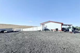 36450 E Florida Ave, Watkins, CO 80137 - Photo 17