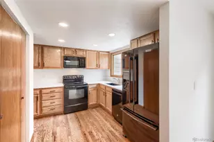7605 Cove Circle, Centennial, CO 80122 - Photo 7