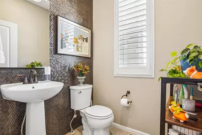 865 N Waterloo Circle, Aurora, CO 80018 - Photo 7