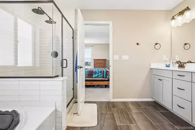 865 N Waterloo Circle, Aurora, CO 80018 - Photo 37