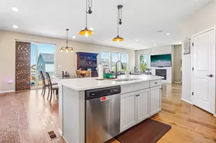 865 N Waterloo Cir, Aurora, CO 80018 - Photo 21