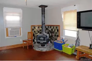 211 Morrison Ave, Rangely, CO 81648 - Photo 9