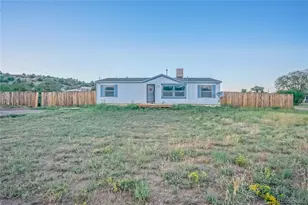 61 San Isabel Blvd, Walsenburg, CO 81089 - Photo 1