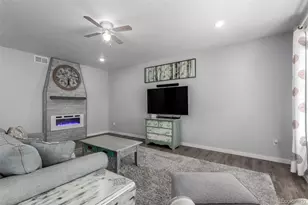 24306 E Ohio Dr, Aurora, CO 80018 - Photo 7