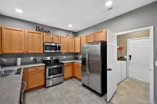 6714 S Winnipeg Cir, Aurora, CO 80016 - Photo 13