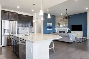 8015 S Vandriver Way, Aurora, CO 80016 - Photo 13