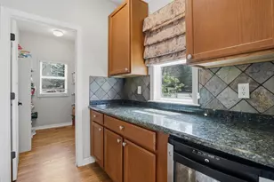 7634 S Duquesne Way, Aurora, CO 80016 - Photo 9