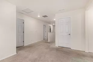 6330 N Gibralter Ct, Aurora, CO 80019 - Photo 19