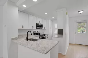 9406 W Ontario Dr, Littleton, CO 80128 - Photo 3