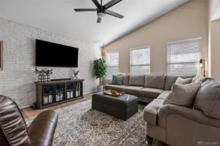 16358 E Phillips Ln, Englewood, CO 80112 - Photo 5
