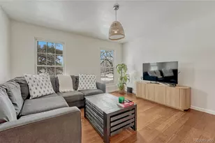 1811 S Quebec Way, Denver, CO 80231 - Photo 5