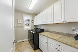 6867 S Duquesne Ct, Aurora, CO 80016 - Photo 39