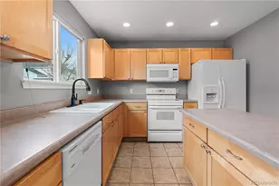 653 Fairhaven St, Castle Rock, CO 80104 - Photo 9