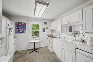 7260 W Mississippi Ave, Lakewood, CO 80226 - Photo 9