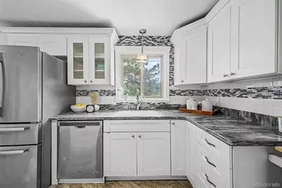 945 E 10th Avenue, Broomfield, CO 80020 - Photo 13