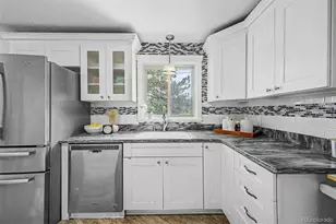 945 E 10th Ave, Broomfield, CO 80020 - Photo 13