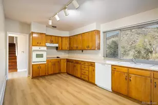215 Lookout View Ct, Golden, CO 80401 - Photo 11