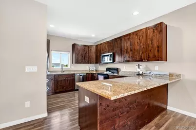 48 S 4th Avenue, Deer Trail, CO 80105 - Photo 3