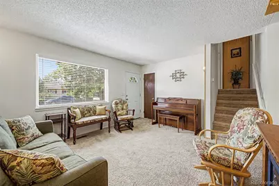 914 S Macon Street, Aurora, CO 80012 - Photo 3