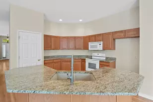 2392 S Oswego St, Aurora, CO 80014 - Photo 11