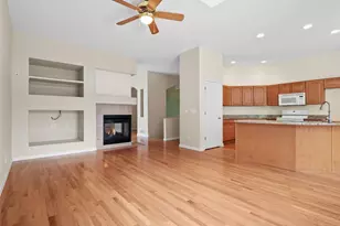 2392 S Oswego St, Aurora, CO 80014 - Photo 9