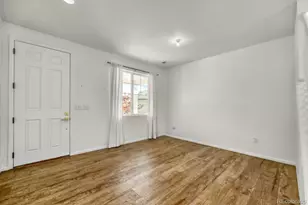 919 N Undergrove Way, Aurora, CO 80018 - Photo 5