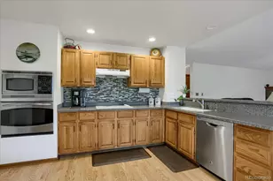 9824 Meade Cir, Westminster, CO 80031 - Photo 9