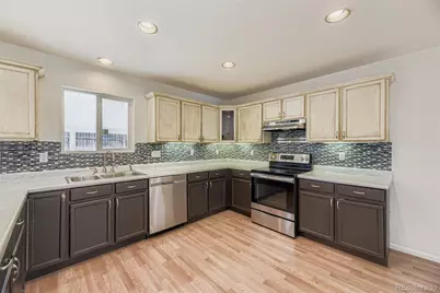 7081 Pine Hills Way, Littleton, CO 80125 - Photo 9