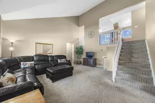 21173 E 42nd Ave, Denver, CO 80249 - Photo 5