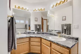 5335 S Flanders Way, Centennial, CO 80015 - Photo 19