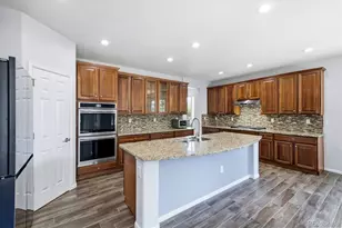 10696 Nucla St, Commerce City, CO 80022 - Photo 7