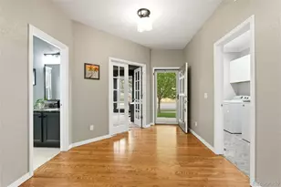 25295 E Park Crescent Dr, Aurora, CO 80016 - Photo 3