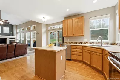 25295 E Park Crescent Drive, Aurora, CO 80016 - Photo 13