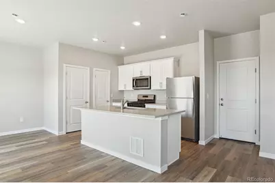 48210 Shetland Drive, Bennett, CO 80102 - Photo 7